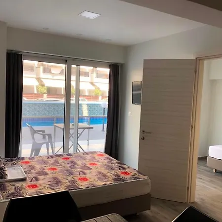 Red Luxury Aqua Aparthotel 3*