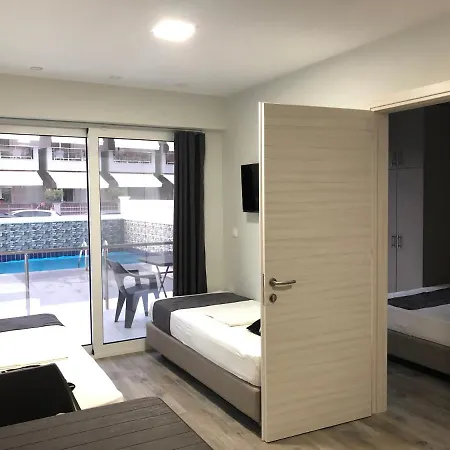 Aparthotel Red Luxury Aqua *